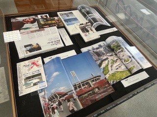 https://opac.lib.hiroshima-cu.ac.jp/library/sites/default/files/2025-04/%E5%86%99%E7%9C%9F4.jpg